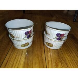 Royal Worcester 4 Evesham Ramekins